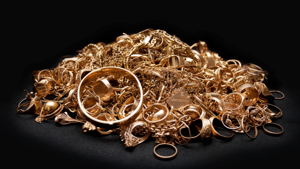 Masuk lewat jalur koleksi pribadi dari luar negeri