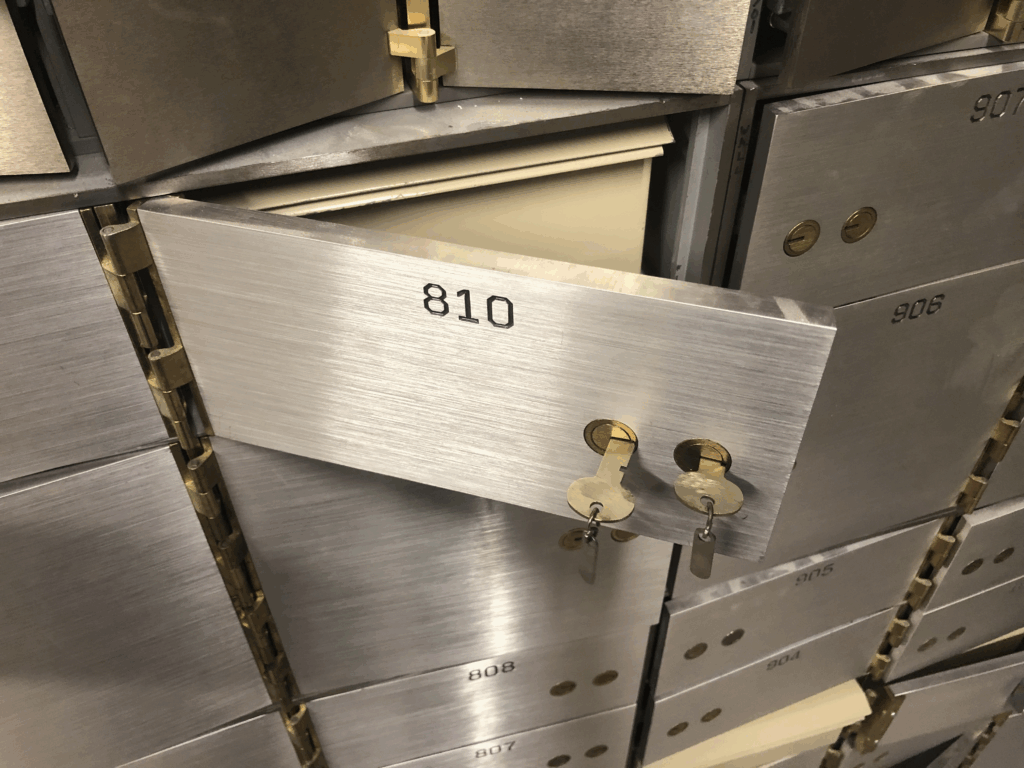 risiko keamanan emas
